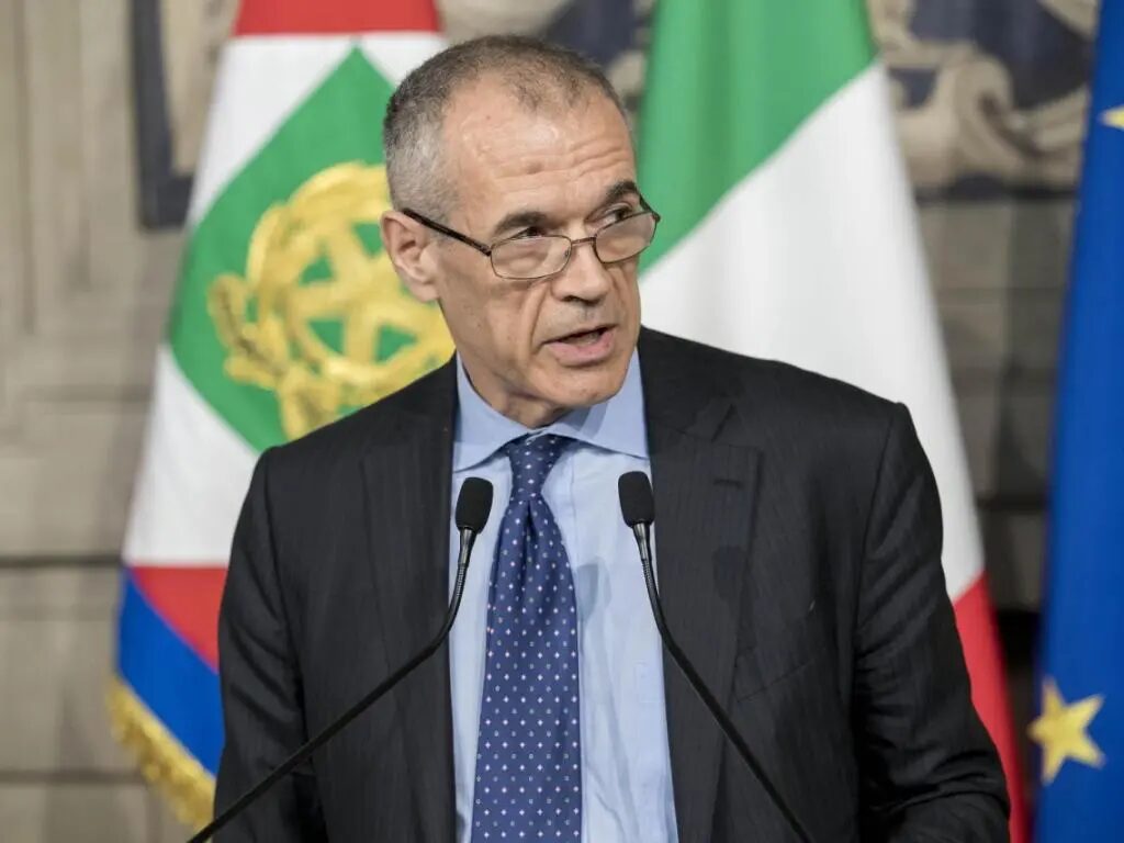 Cottarelli: L’Italia può evitare il debito aggiuntivo grazie a una gestione oculata
